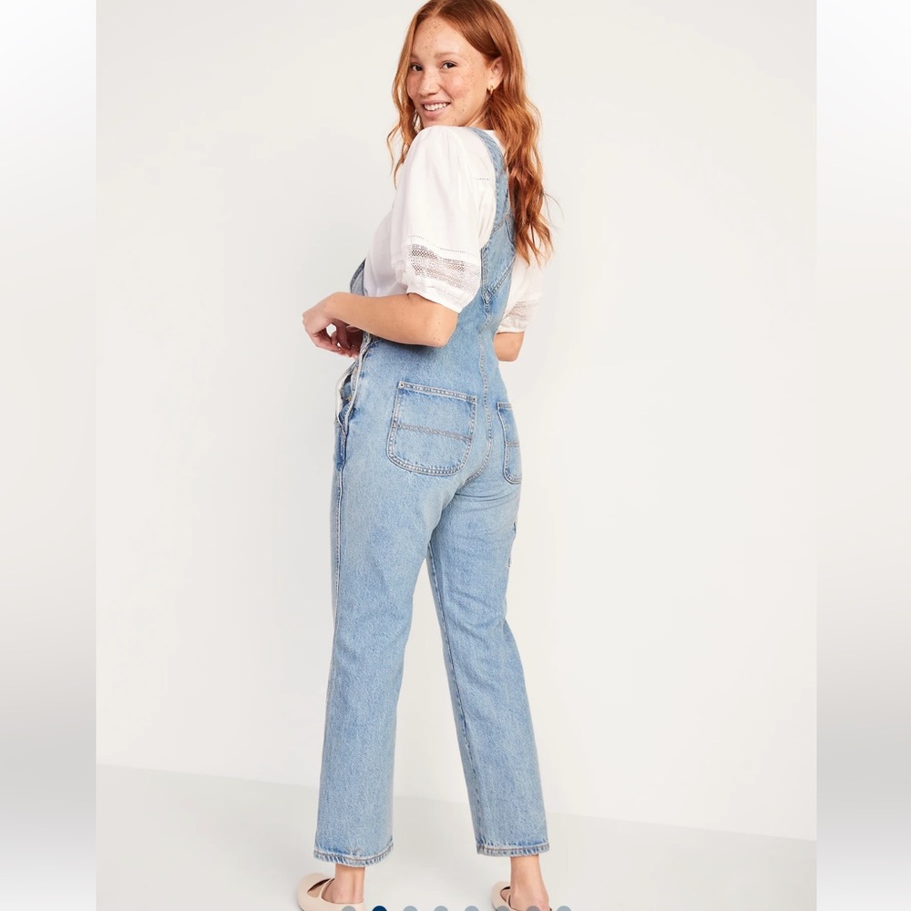 NWT! Old Navy Slouchy Straight Light-Wash Jean Overalls for Women
